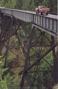 Dry Creek Bridge - click for larger image